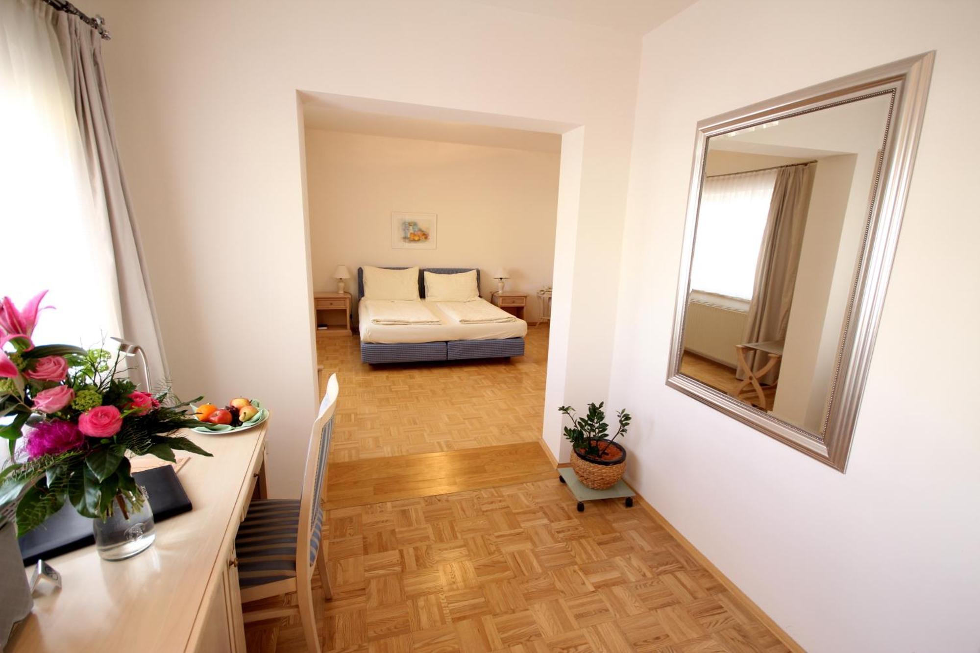 Carinthia Stadthotel Klagenfurt am Woerthersee Exterior foto