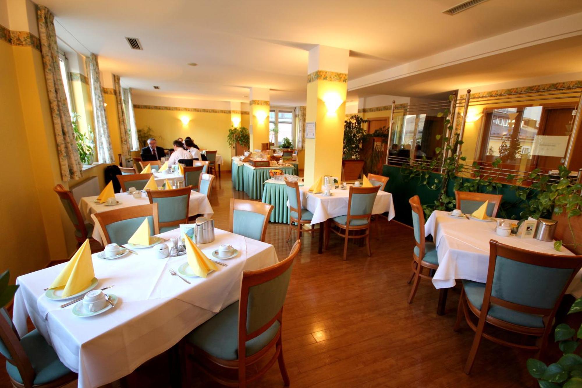 Carinthia Stadthotel Klagenfurt am Woerthersee Exterior foto